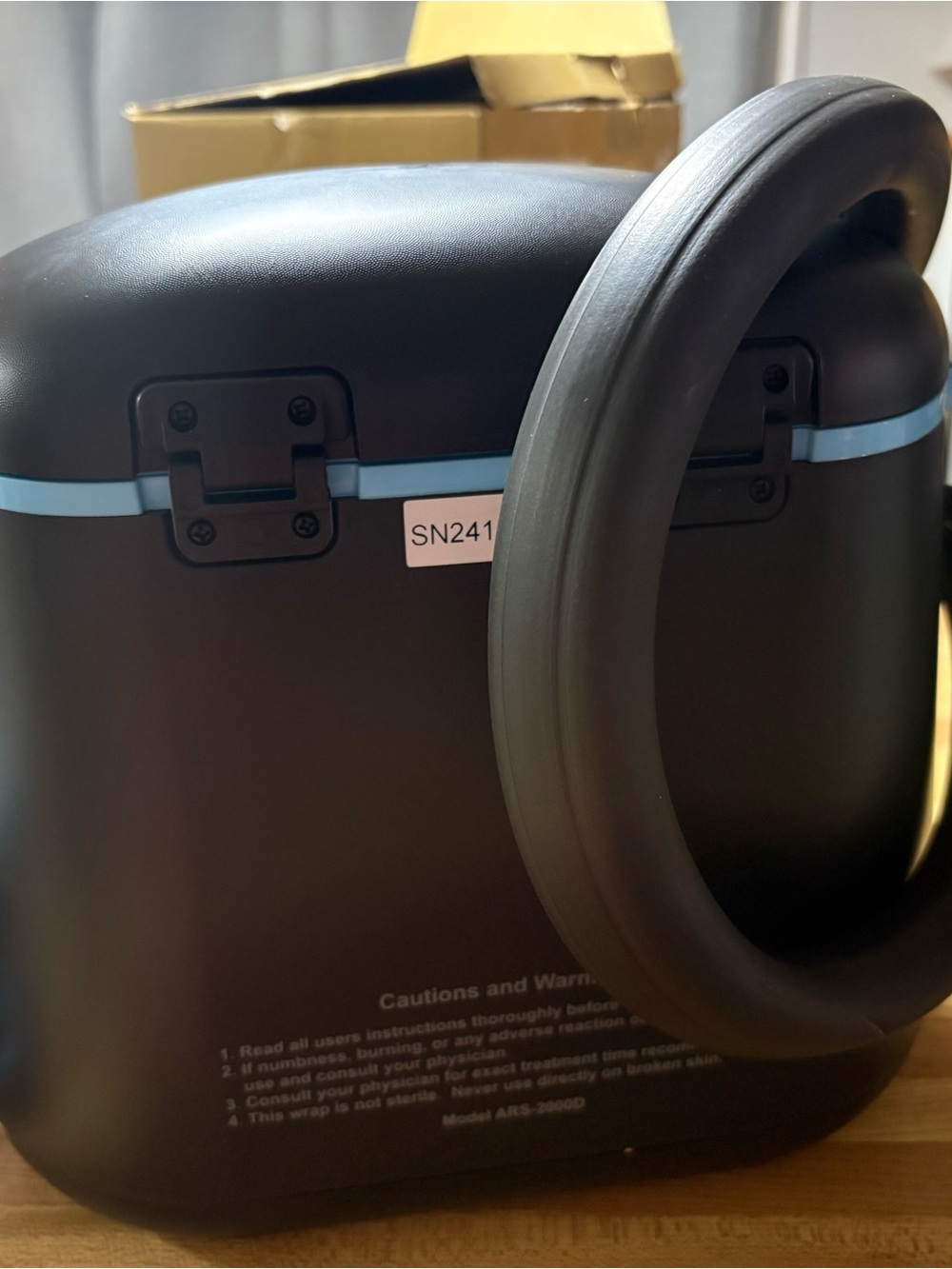 NEW IN BOX Aqua Relief Cold or Warm Therapy Unit in Black with Light Blue Trim - Picture 7 of 13